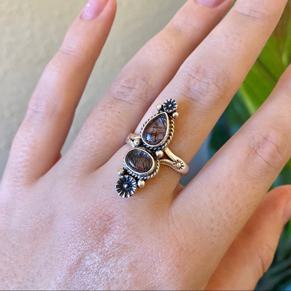 Black tourmaline in quartz sterling silver ring - Picture 2 of 4